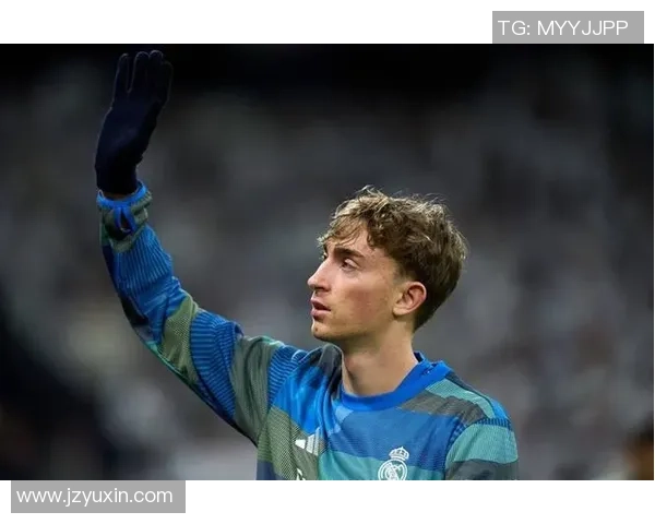 赫伊森与卡马文加今日接受伤情评估能否出战周末联赛待定